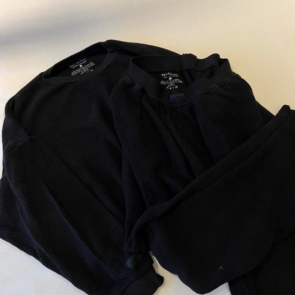 SET Active Waffle Lounge Set in Black